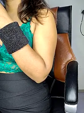 Black-Pearll online show from 28, 2, 2025