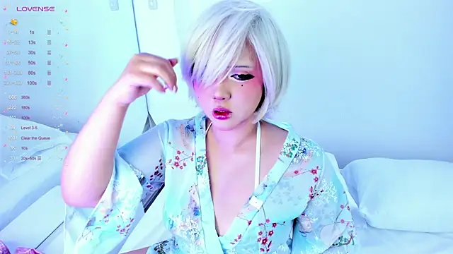 NanaOsaky online show from 27, 2, 2025