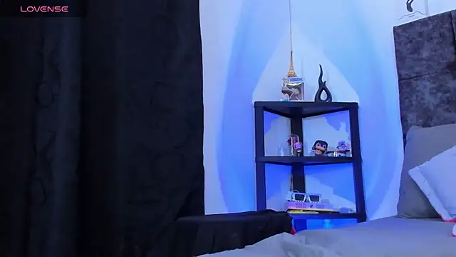 nolan twink1 online show from 21, 4, 2026