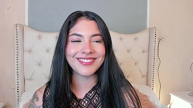 Snapshot of Mia_Elowen chatting on 12, 2, 2025 Mia Elowen online show from 12, 2, 2025