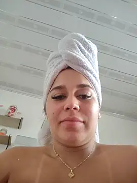 LaurenWelly  online show from 17, 12, 2025