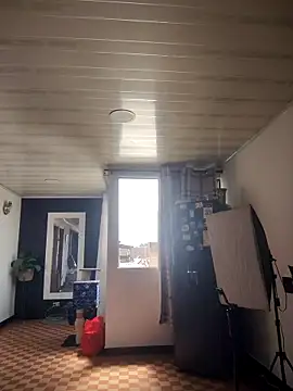 LaurenWelly  online show from 20, 4, 2026