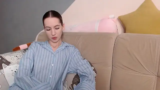 AmbrielHailey online show from 19, 4, 2026