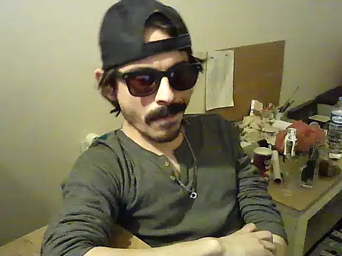 Snapshot of kallaviz chatting on 31, 5, 2026 kallaviz online show from 31, 5, 2026