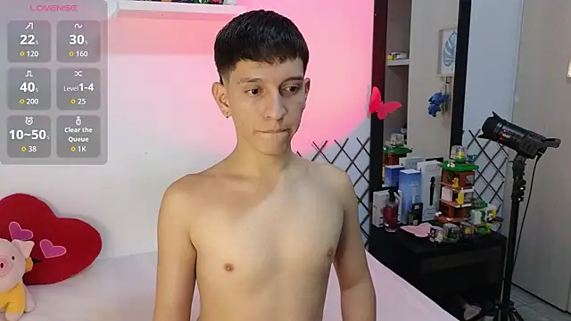 Snapshot of milky__boy_ chatting on 2, 12, 2025 milky boy online show from 2, 12, 2025