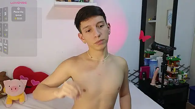 Snapshot of milky__boy_ chatting on 6, 3, 2026 milky boy online show from 6, 3, 2026