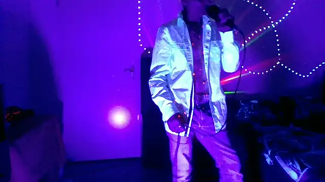 Snapshot of brunoguunot chatting on 20, 12, 2025 brunoguunot online show from 20, 12, 2025