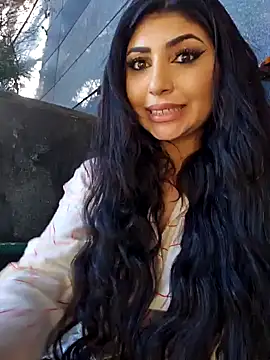 ZendayaClark online show from 29, 1, 2025