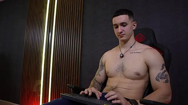 JacksonOlsenn online show from 6, 2, 2026