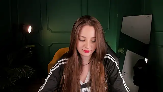 MoonLissa online show from 17, 1, 2025