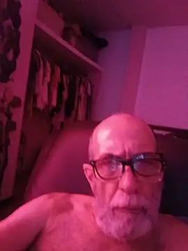 Snapshot of peterjohnsuarmanero chatting on 13, 6, 2026 peterjohnsuarmanero online show from 13, 6, 2026