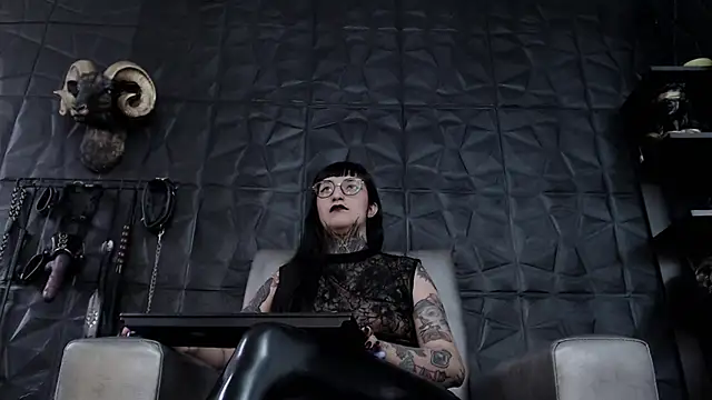 Snapshot of Agata_Darkness chatting on 21, 12, 2025 Agata Darkness online show from 21, 12, 2025