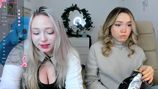 Snapshot of Evia_r0se chatting on 13, 12, 2024 Evia r0se online show from 13, 12, 2024