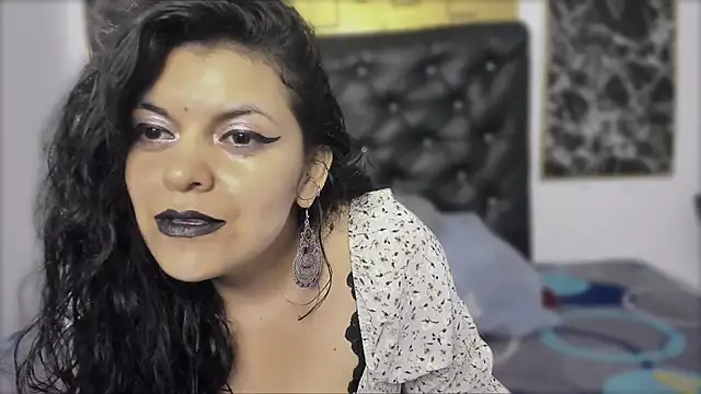 scarlett w0lf online show from 20, 11, 2025