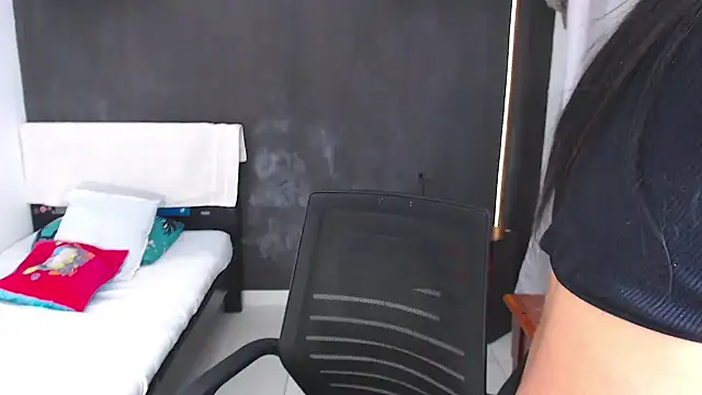 SusanLeroy online show from 18, 4, 2026