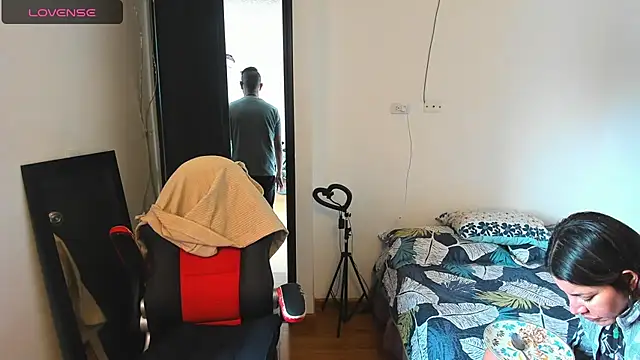 peanut tangerine online show from 3, 2, 2025