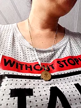 Samantha Sullivan  online show from 22, 9, 2025