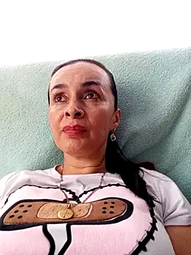 Samantha Sullivan  online show from 20, 10, 2025