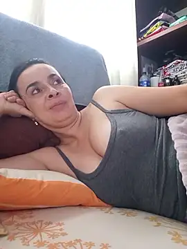 Samantha Sullivan  online show from 20, 4, 2026