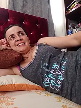 Samantha Sullivan  online show from 22, 4, 2026