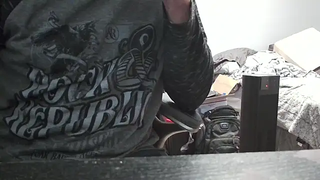 overaveragefreak4you online show from 2, 2, 2025