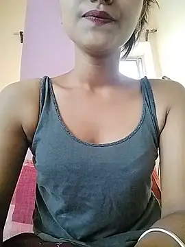 MISSQUEEN48 online show from 7, 7, 2026