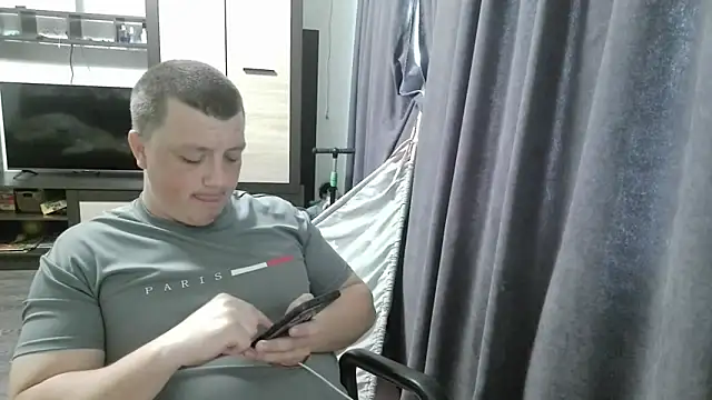 Snapshot of gamblingbum chatting on 7, 6, 2026 gamblingbum online show from 7, 6, 2026
