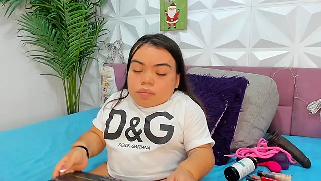 Michelle Brooks online show from 20, 12, 2024