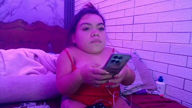 Michelle Brooks online show from 24, 2, 2025