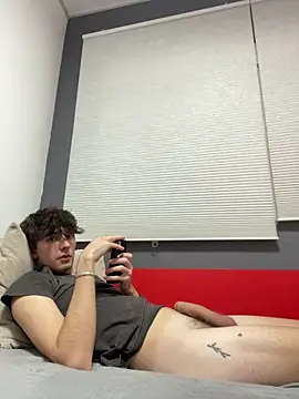 Adriiann  21 online show from 26, 12, 2024