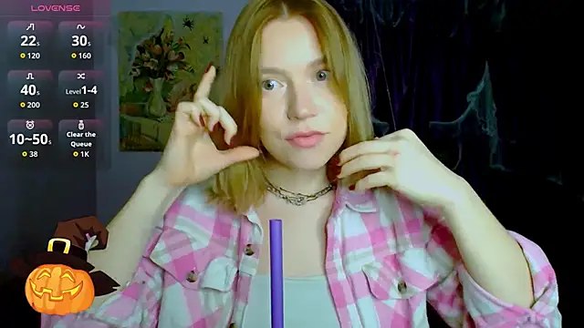 TaylorBre online show from 4, 11, 2025