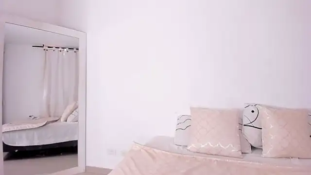 NickyBrown  online show from 27, 11, 2025