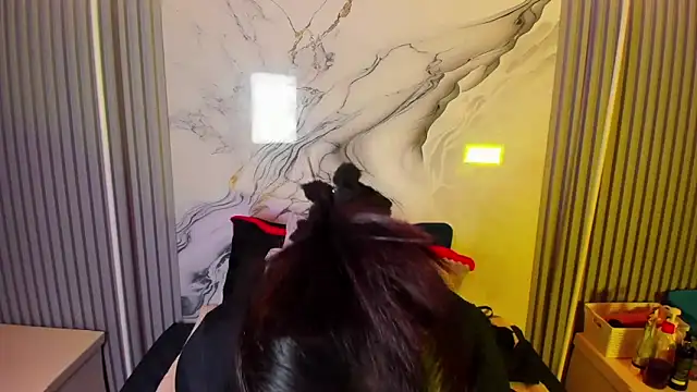 venusowen  online show from 13, 3, 2026