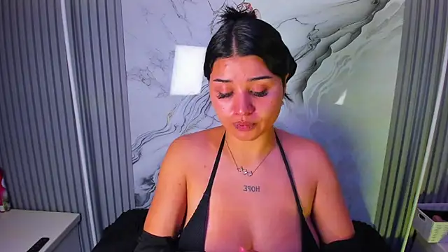 venusowen  online show from 1, 7, 2026