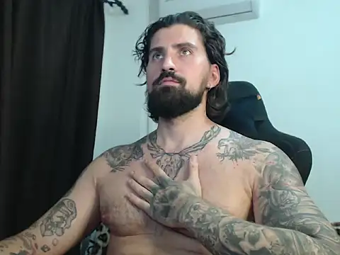 MateoHunk online show from 9, 9, 2025