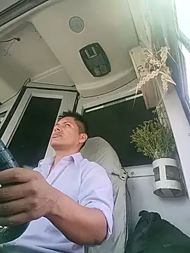 alexchir4 online show from 1, 12, 2025