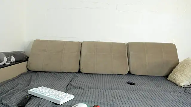 Snapshot of Ian_Connery chatting on 3, 1, 2025 Ian Connery online show from 3, 1, 2025