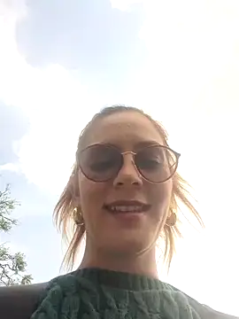 Snapshot of Hanny_24 chatting on 18, 2, 2025 Hanny 24 online show from 18, 2, 2025