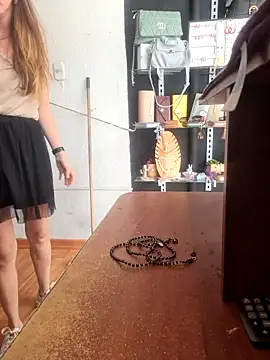 Snapshot of Hanny_24 chatting on 20, 2, 2025 Hanny 24 online show from 20, 2, 2025