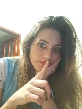 Snapshot of Hanny_24 chatting on 25, 2, 2025 Hanny 24 online show from 25, 2, 2025