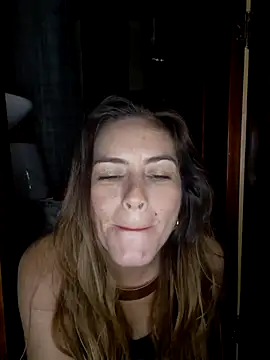 Snapshot of Hanny_24 chatting on 7, 3, 2025 Hanny 24 online show from 7, 3, 2025