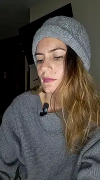 Snapshot of Hanny_24 chatting on 10, 3, 2025 Hanny 24 online show from 10, 3, 2025