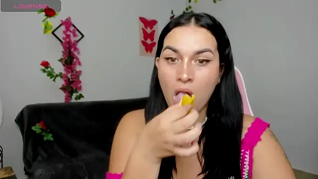 Emic  online show from 7, 2, 2025