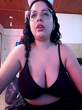 babyluna939 online show from 13, 9, 2025