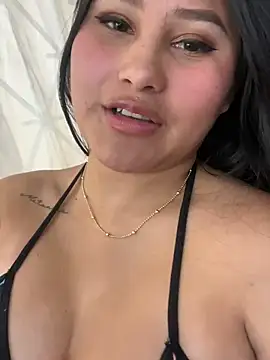 Snapshot of Little_Ivy chatting on 13, 1, 2025 Little Ivy online show from 13, 1, 2025