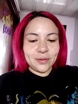 Bruja  Scarlata online show from 14, 2, 2025