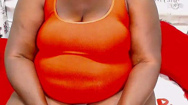 Honeybumsx32 online show from 18, 4, 2026