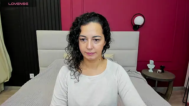 Snapshot of Linda_Insatiable chatting on 13, 10, 2025 Linda Insatiable online show from 13, 10, 2025