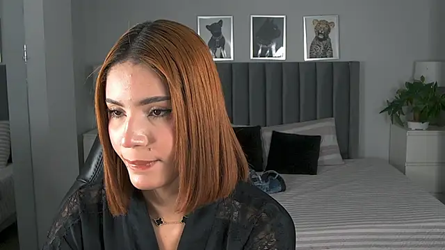 Madie  collins online show from 29, 4, 2026