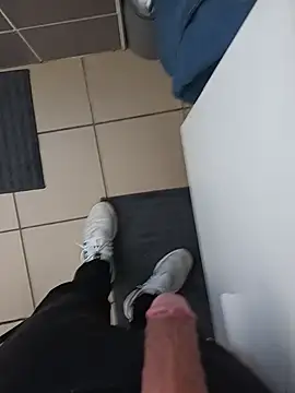 casper0303 online show from 17, 2, 2025